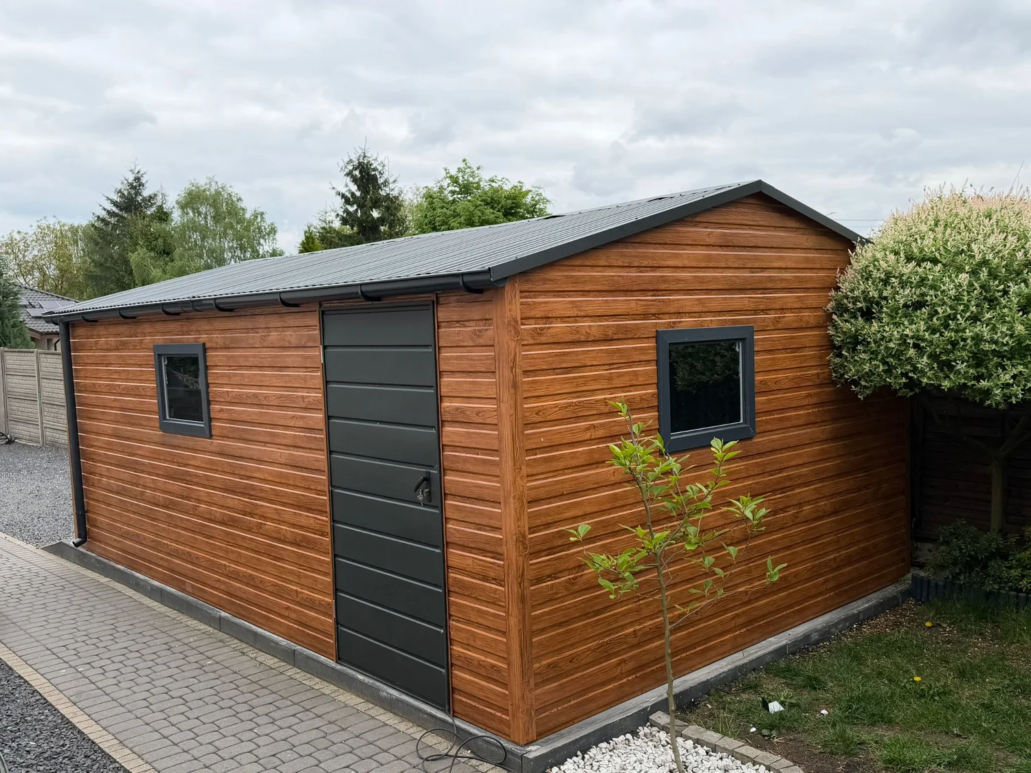 Garaż blaszany 3.5x6 złoty dąb grafit - obrazek 5