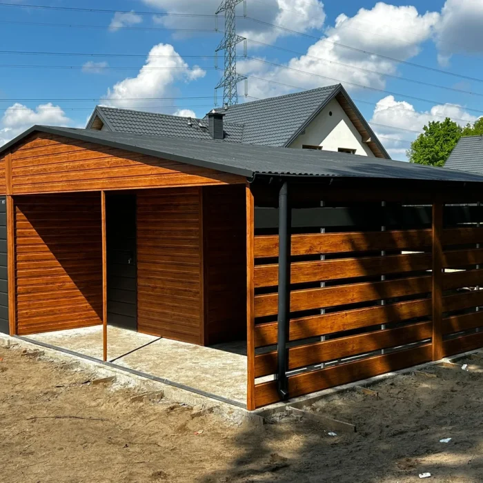 Garaż blaszany 8x6 z wiatą i pomieszczeniem gospodarczym Multigloss dwuspadowy
